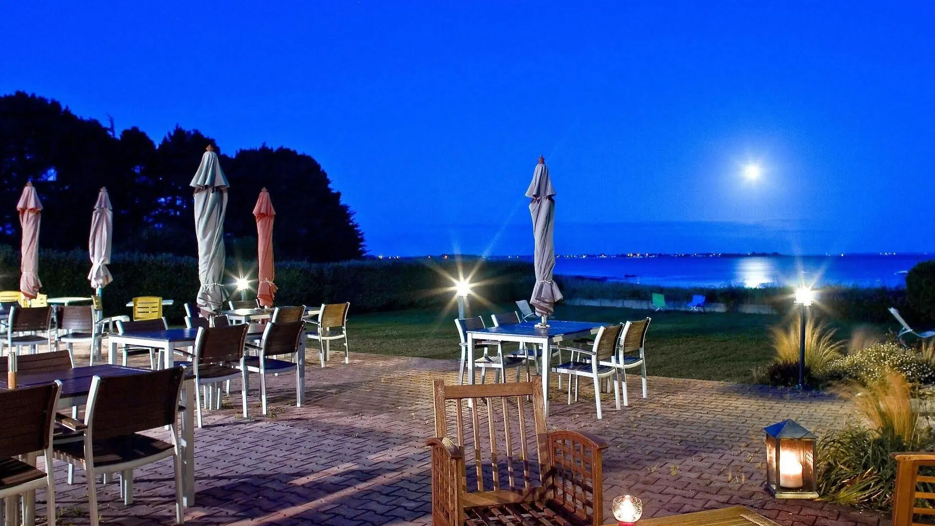 Hotel Restaurant Le Mur Du Roy 萨尔佐