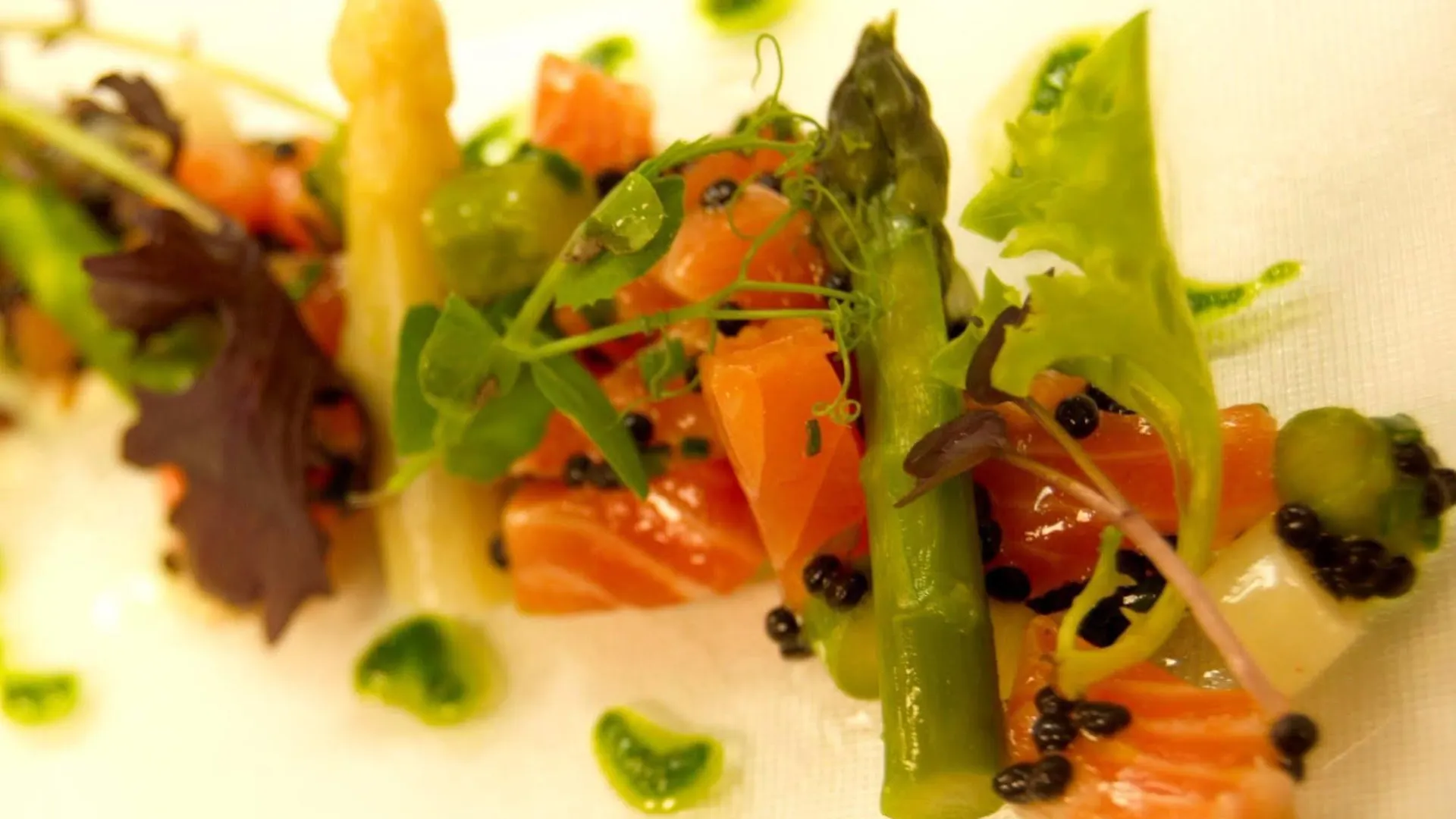 Hotel Restaurant Le Mur Du Roy 萨尔佐