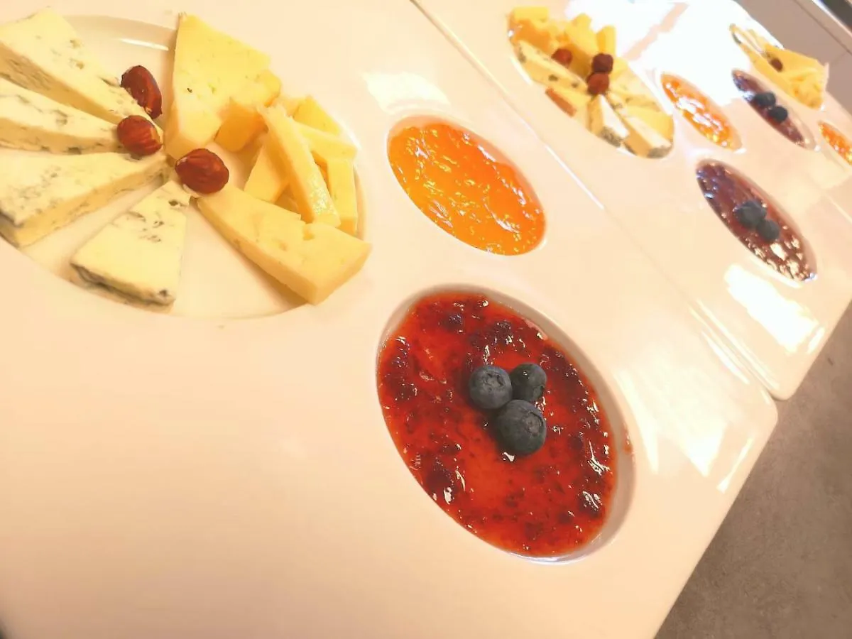 Hotel Restaurant Le Mur Du Roy Sarzeau Francia