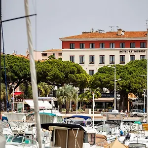 **** Hotel Restaurant Le Touring - Teritoria Francia